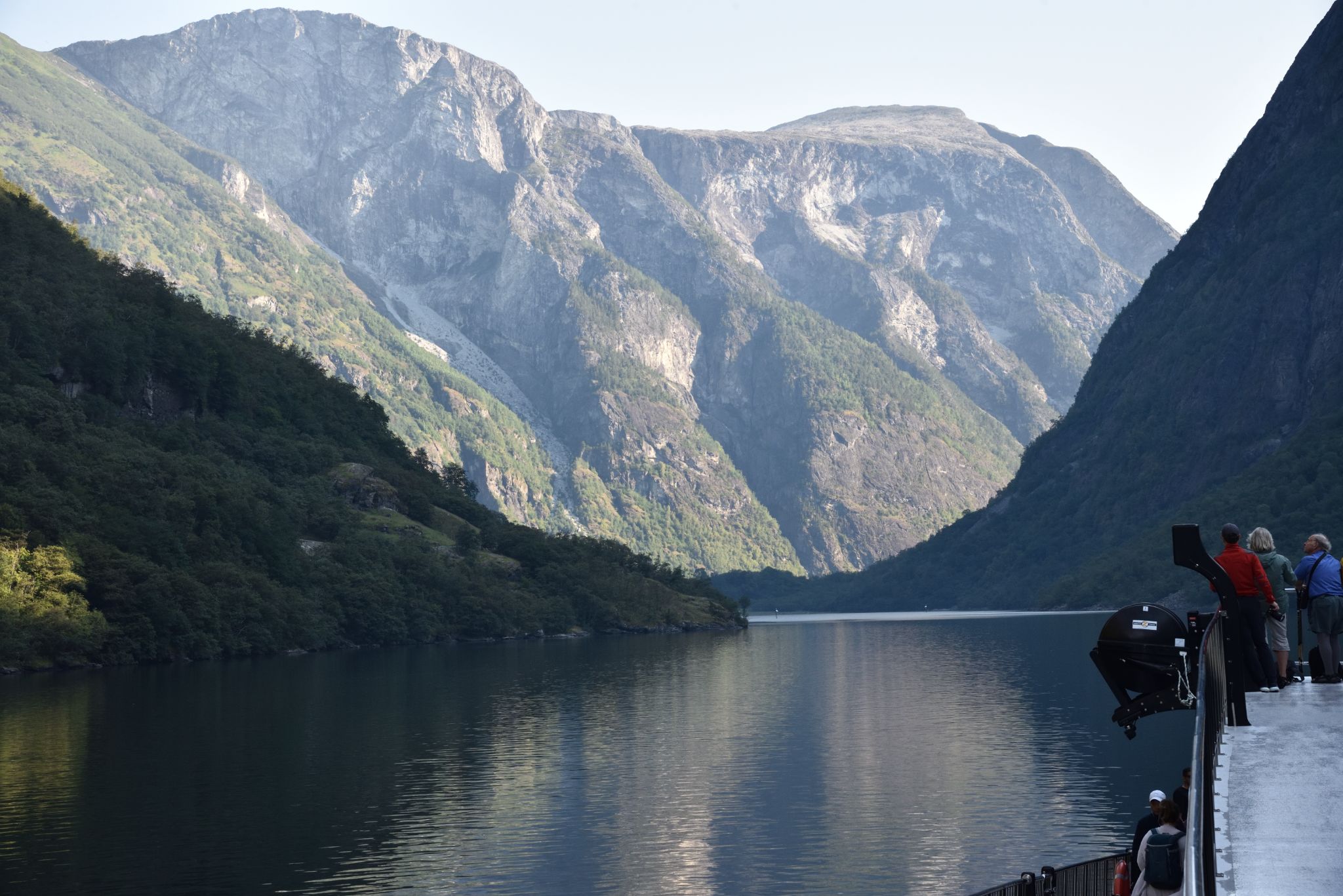 Sogenefjord & Neroyfjord Glacier - Day 6